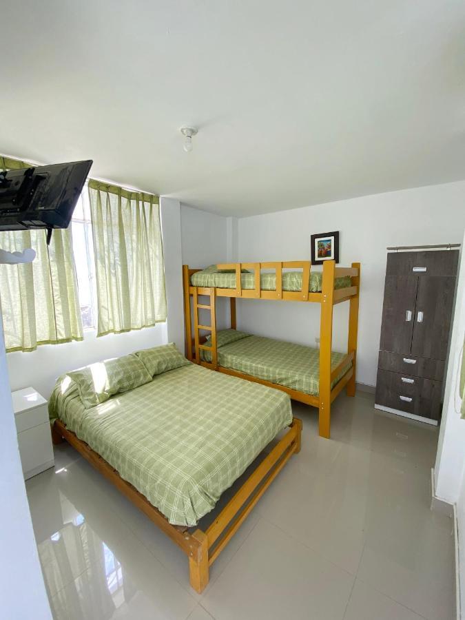 Hostel Killamoon Oasis 파라카스 외부 사진