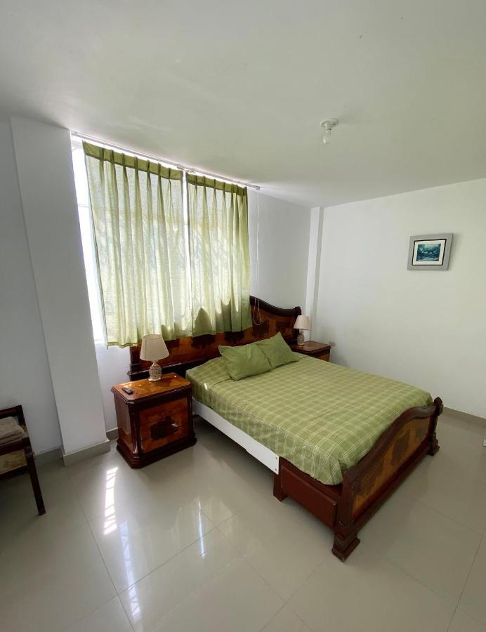 Hostel Killamoon Oasis 파라카스 외부 사진
