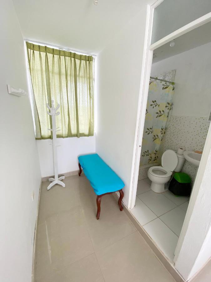 Hostel Killamoon Oasis 파라카스 외부 사진